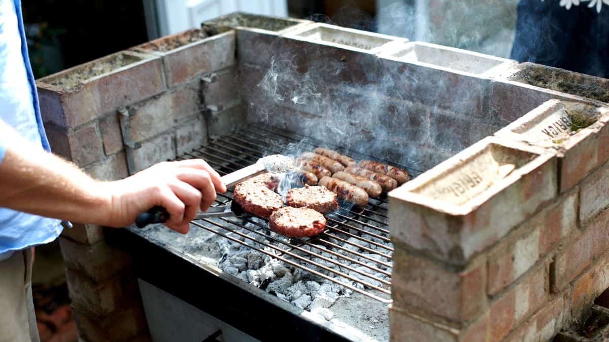 how to build a bbq smoker