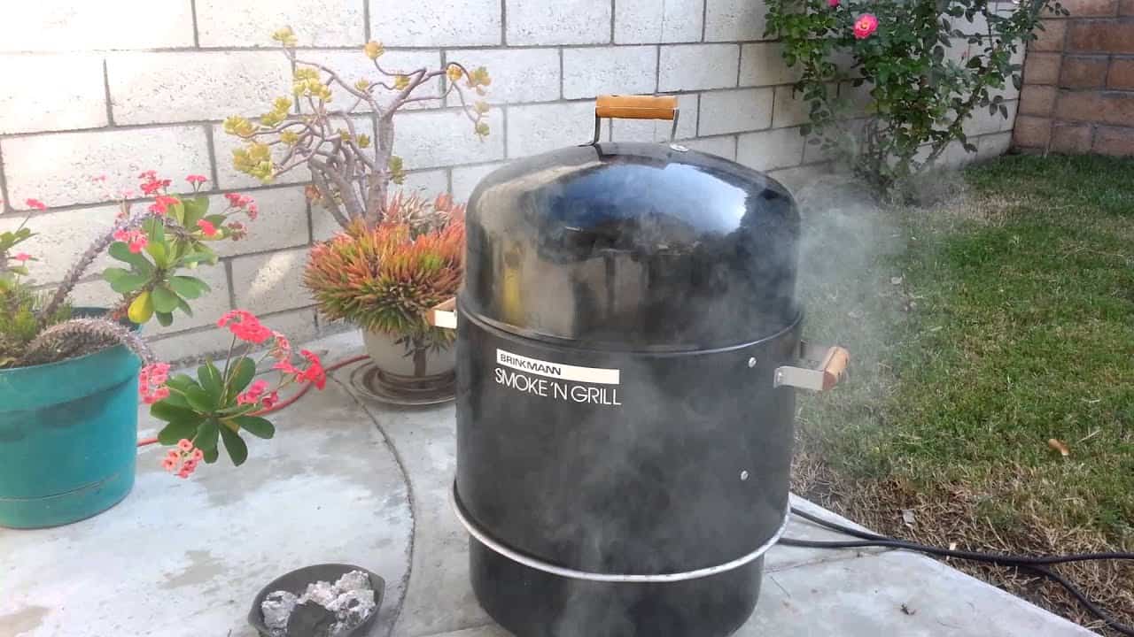 How to use a Brinkmann smoker